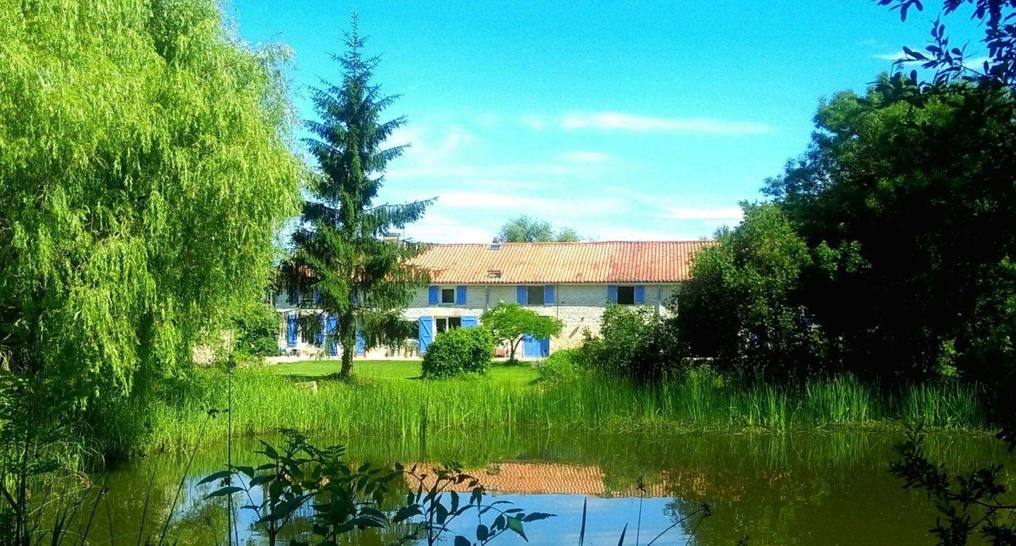Chambres D'Hotes Entre Niort Et Marais Poitevin Bessines Exterior foto
