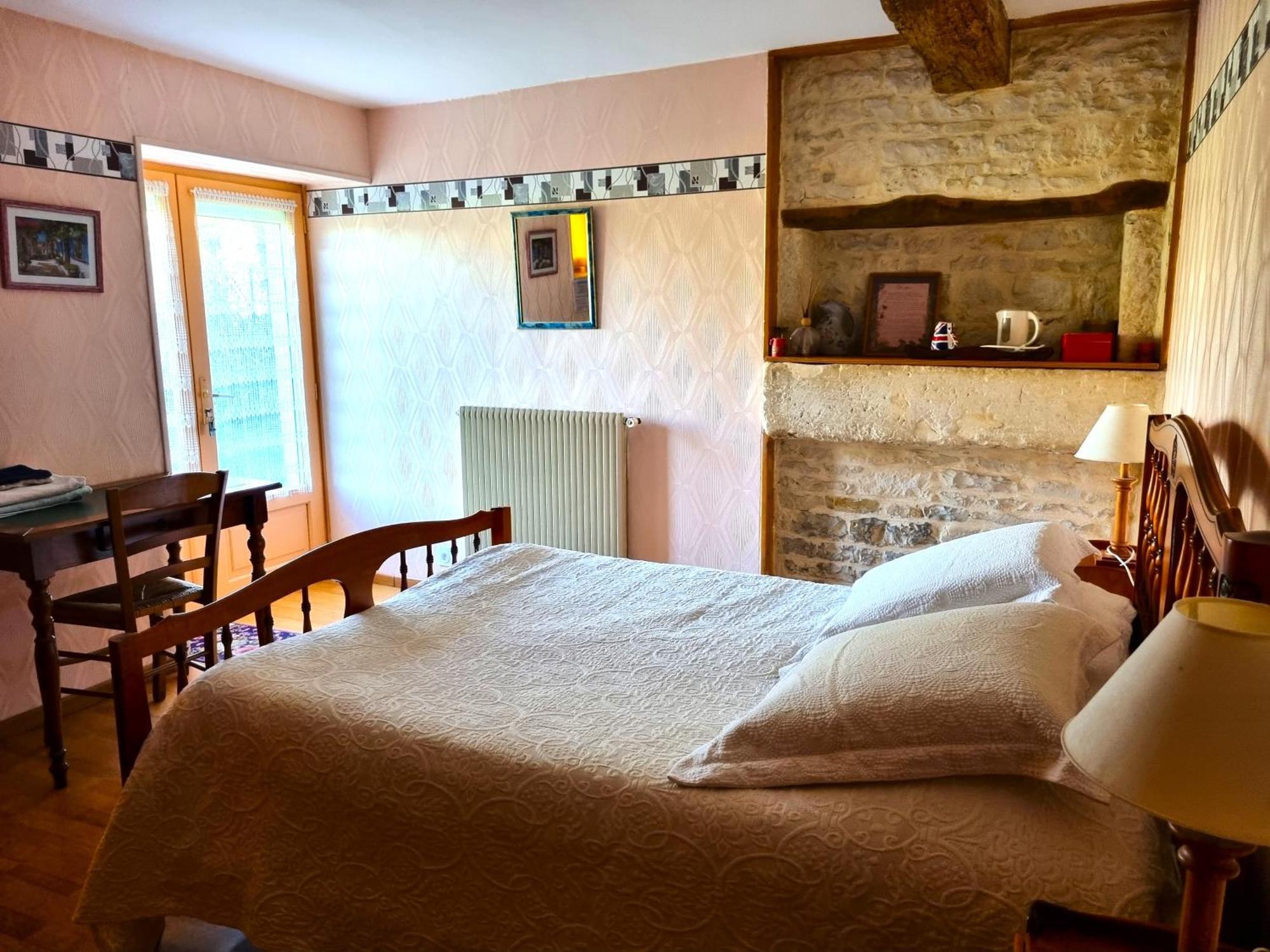 Chambres D'Hotes Entre Niort Et Marais Poitevin Bessines Exterior foto